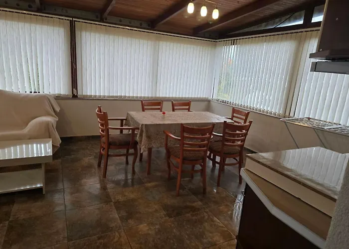 за гости дани